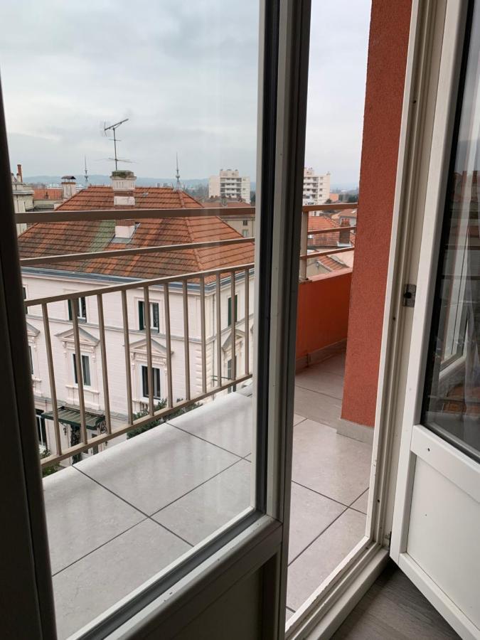 St Louis Appartement Roanne Eksteriør billede